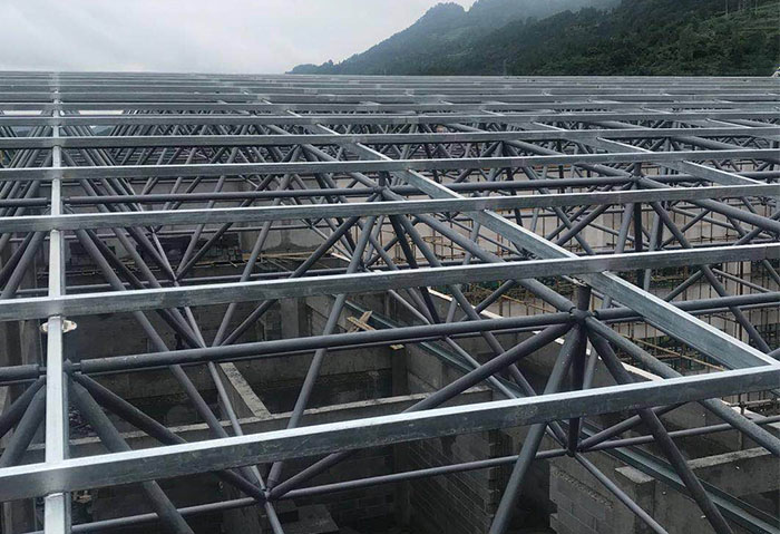商洛仁怀冠英学校艺体楼网架